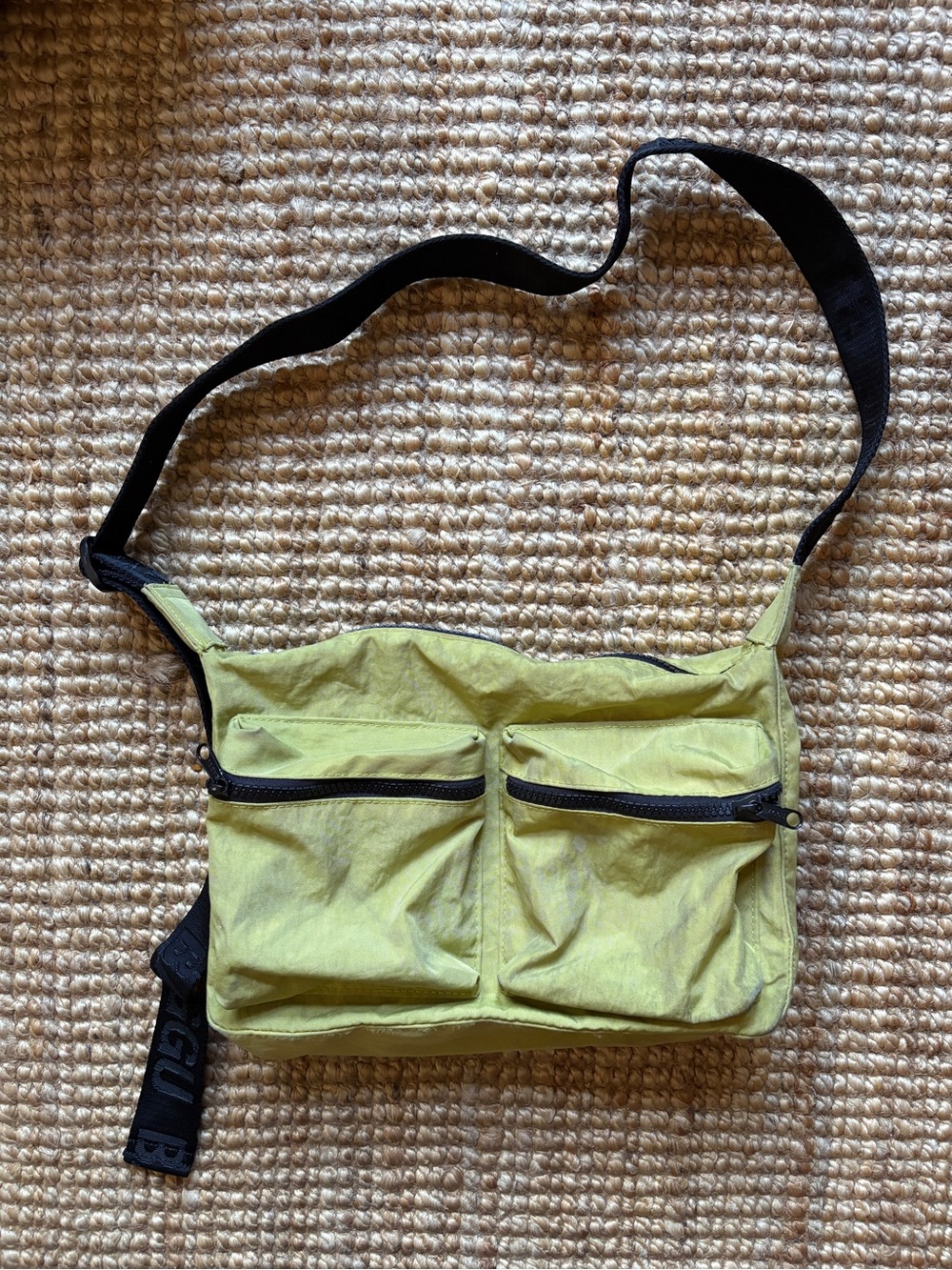 BAGGU Lemongrass Medium Cargo Crossbody Bag